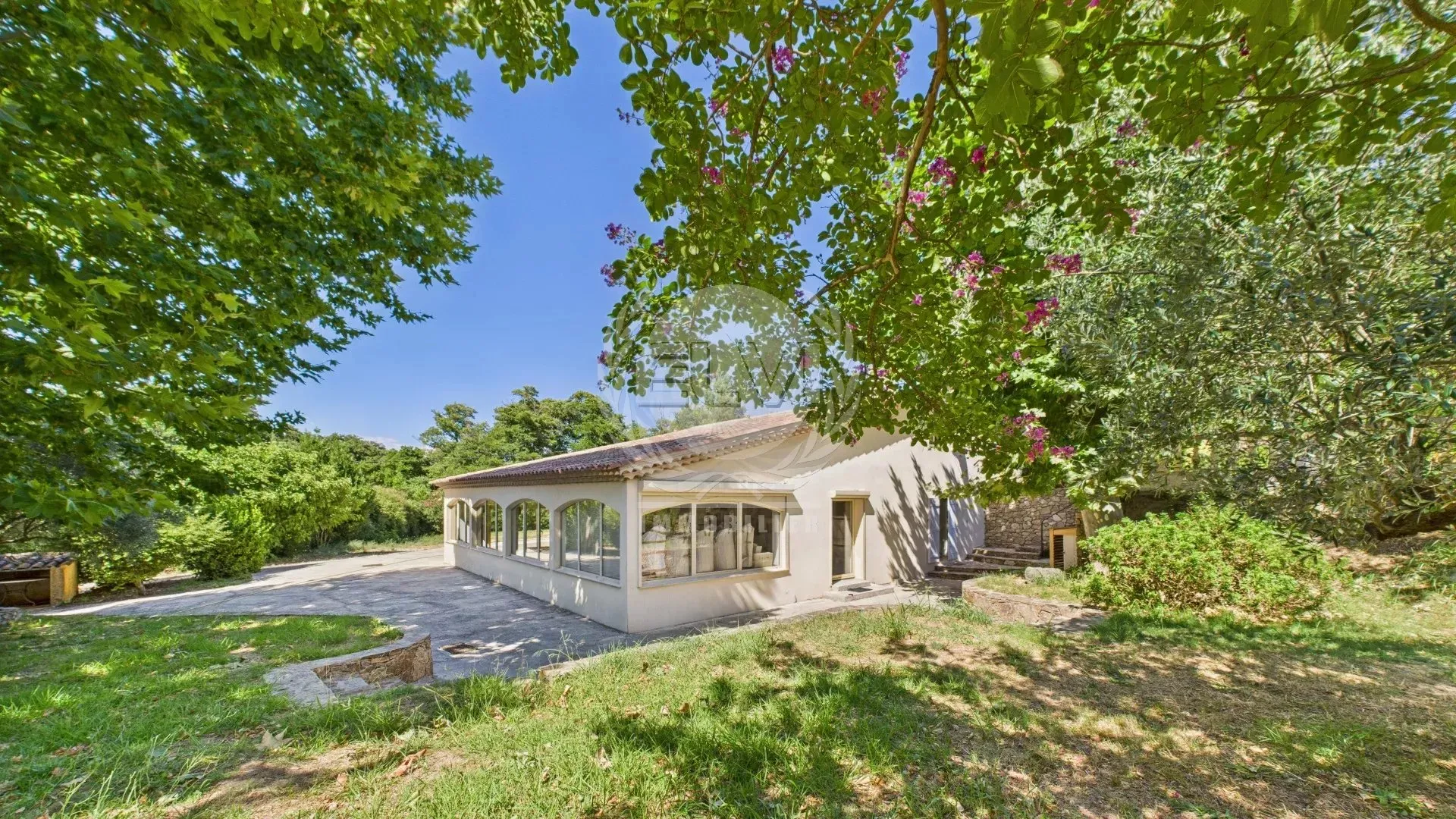 maison/villa 5 pièces à Le Plan-de-la-Tour (83120)
