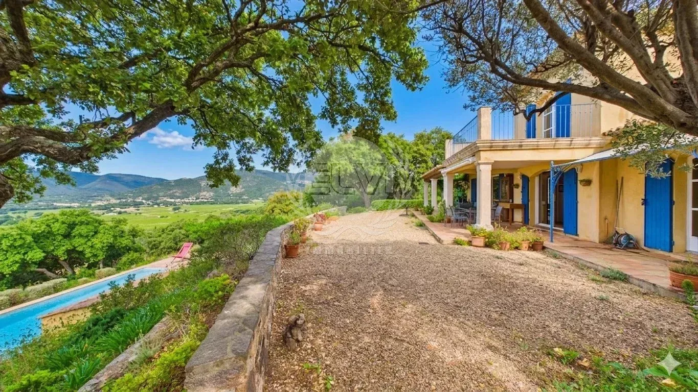 maison/villa 8 pièces à Le Plan-de-la-Tour (83120)