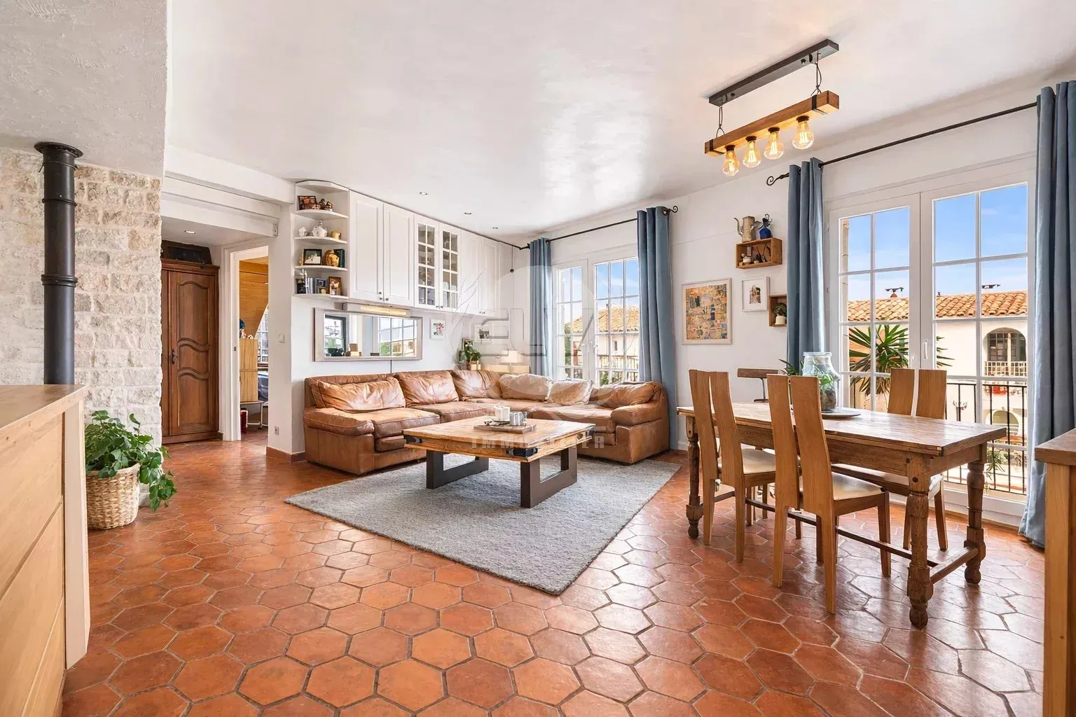 appartement 4 pièces à Port Grimaud (83310)